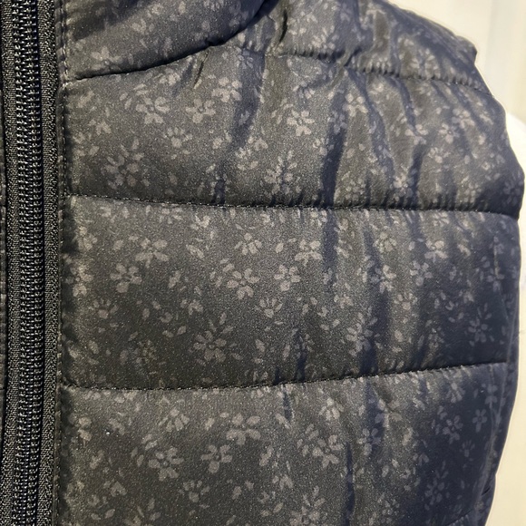 Loft puffer vest - Picture 2 of 4